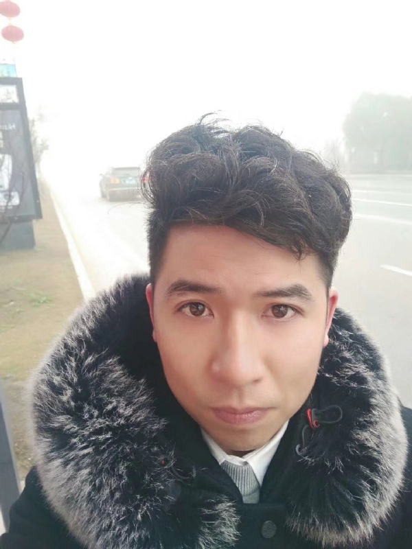 开心快乐每一天的第二张照片--荆州相亲服务中心