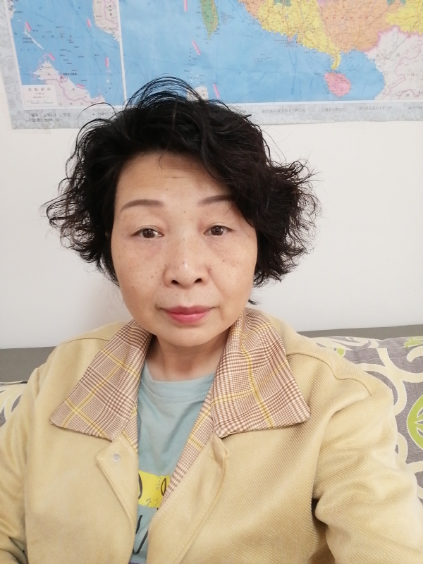 香水百合的第一张照片--荆州相亲服务中心