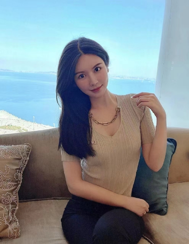 李芷晴的第一张照片--荆州相亲服务中心