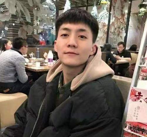 迪迪的第一张照片--荆州相亲服务中心