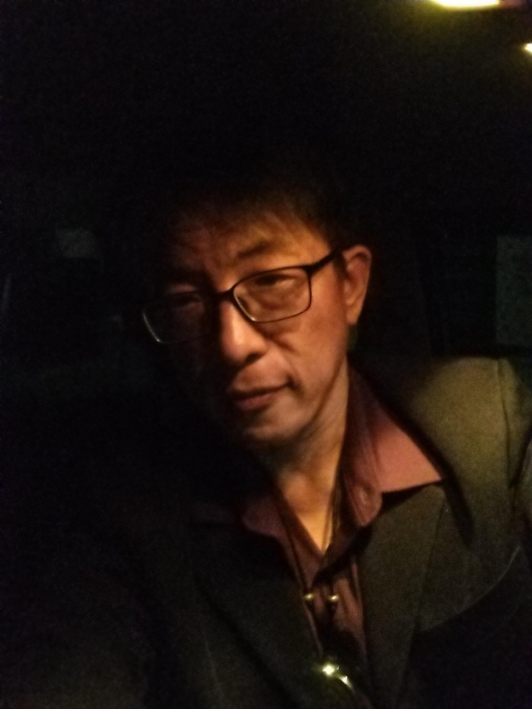 隱姓埋名的第一张照片--荆州相亲服务中心