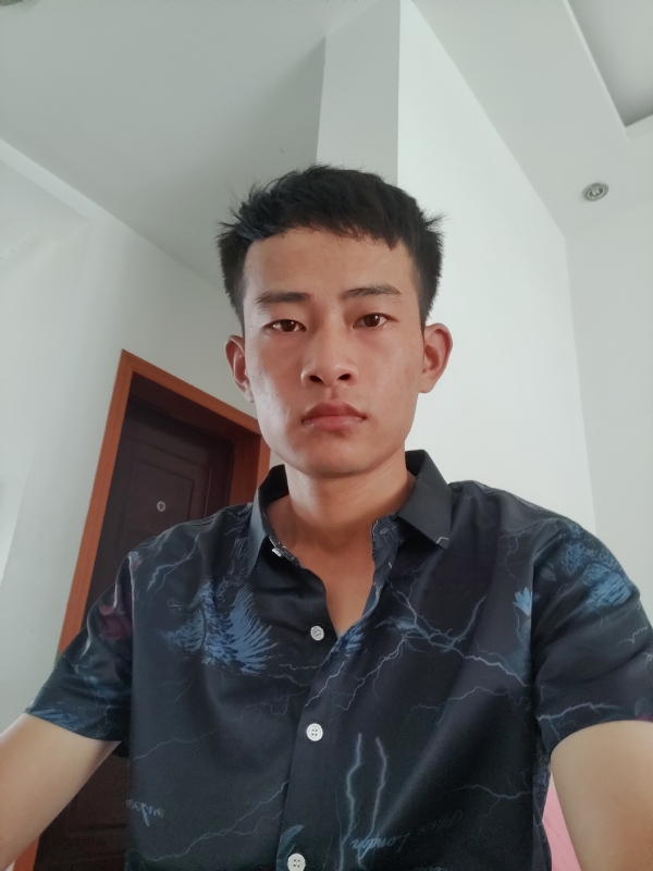 彳亍的第一张照片--荆州相亲服务中心
