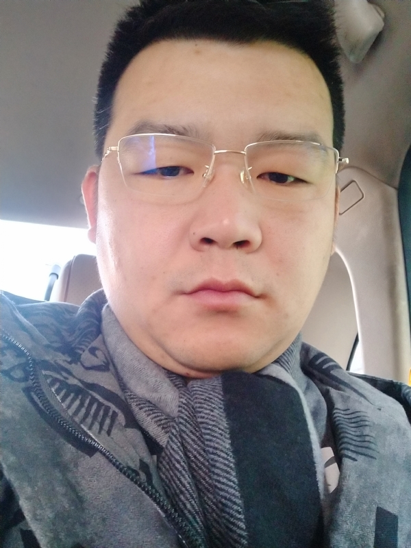 丶情歌的第一张照片--荆州相亲服务中心