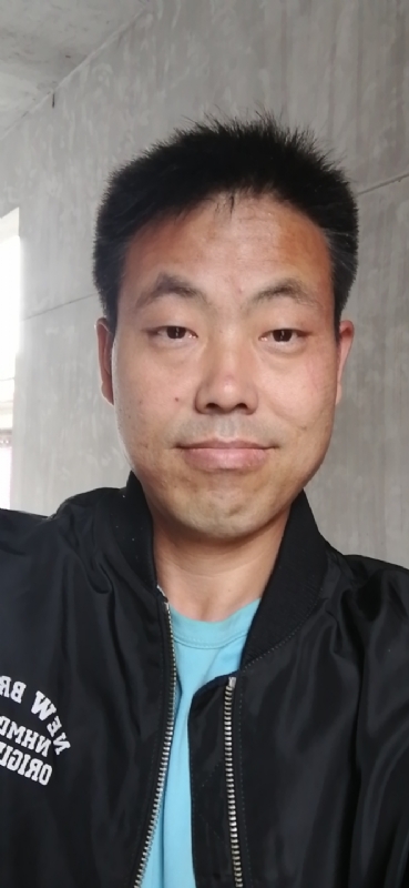 奋斗的执着的第二张照片--荆州相亲服务中心