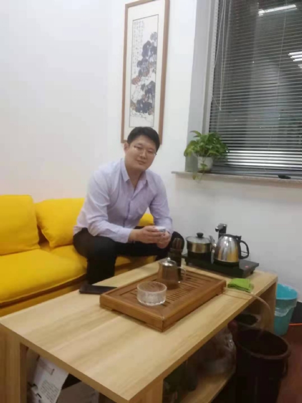 阳光的第一张照片--荆州相亲服务中心