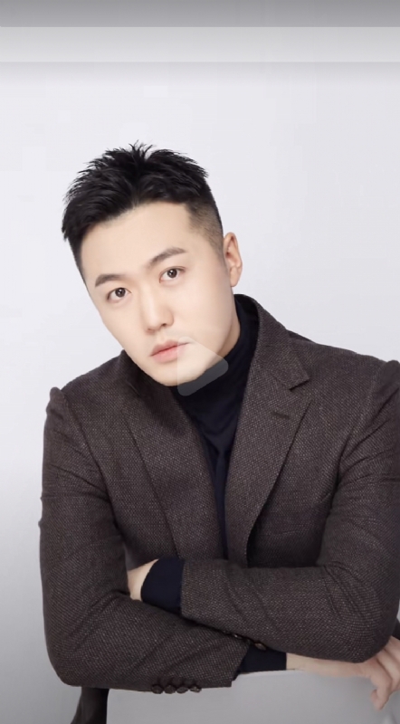 杨天枭的第一张照片--荆州相亲服务中心