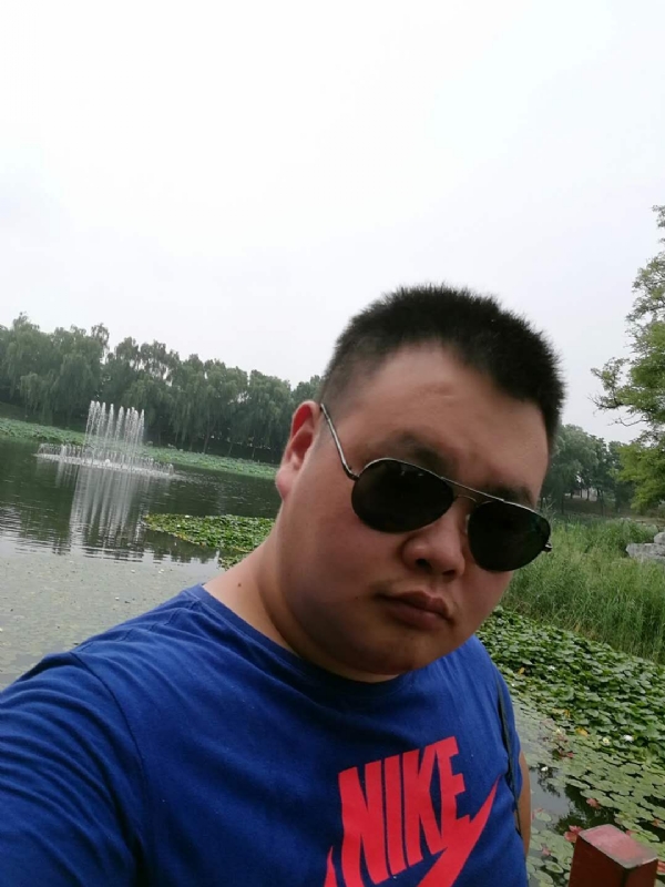 石头的第一张照片--荆州相亲服务中心