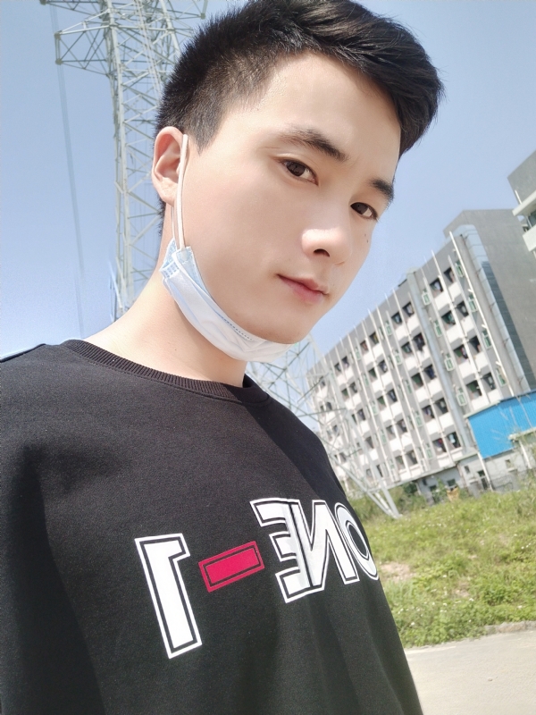 何凡的第一张照片--荆州相亲服务中心