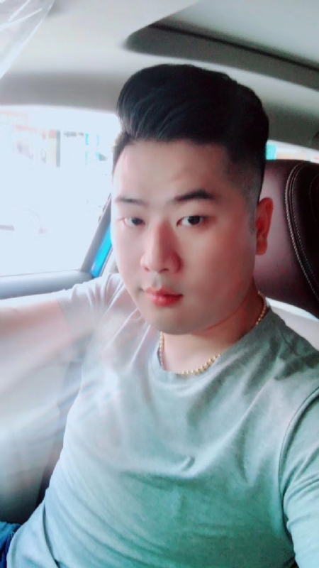 爱吃冰西瓜的猪的第一张照片--荆州相亲服务中心
