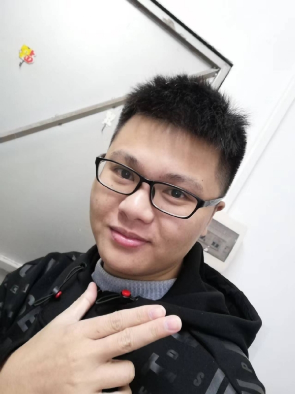 小小梦执的第二张照片--荆州相亲服务中心