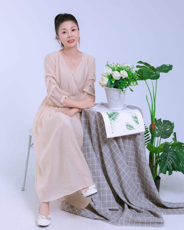 Anna的第一张照片--荆州相亲服务中心