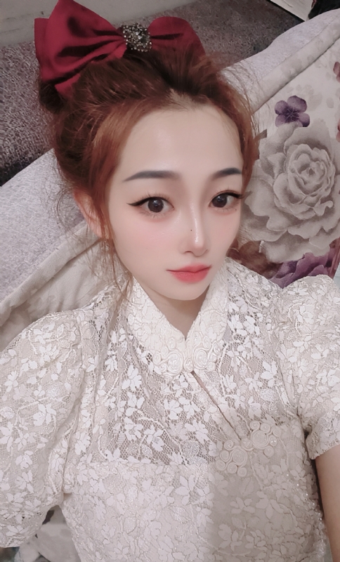 有缘千里来相会的第一张照片--荆州相亲服务中心