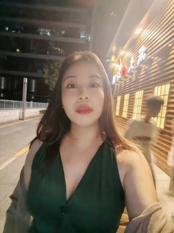 叶子青青的第四张照片--荆州相亲服务中心