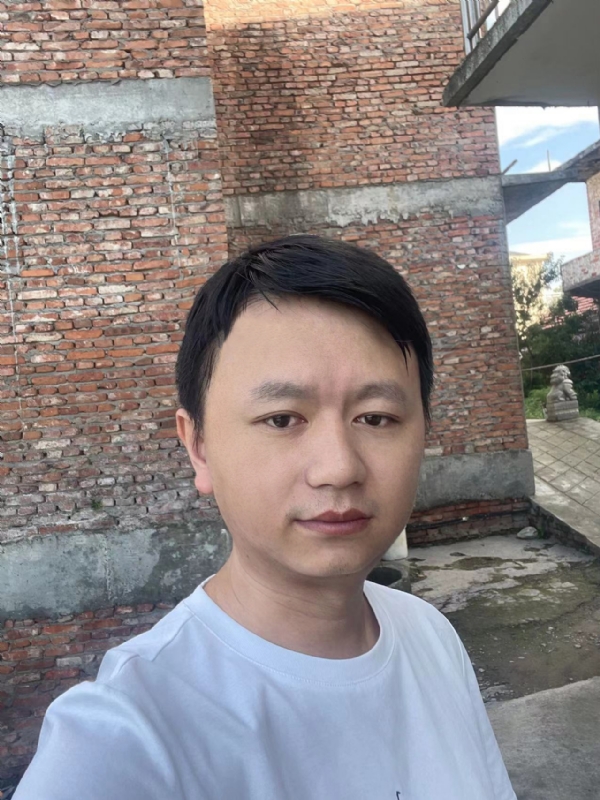 行人的第一张照片--荆州相亲服务中心