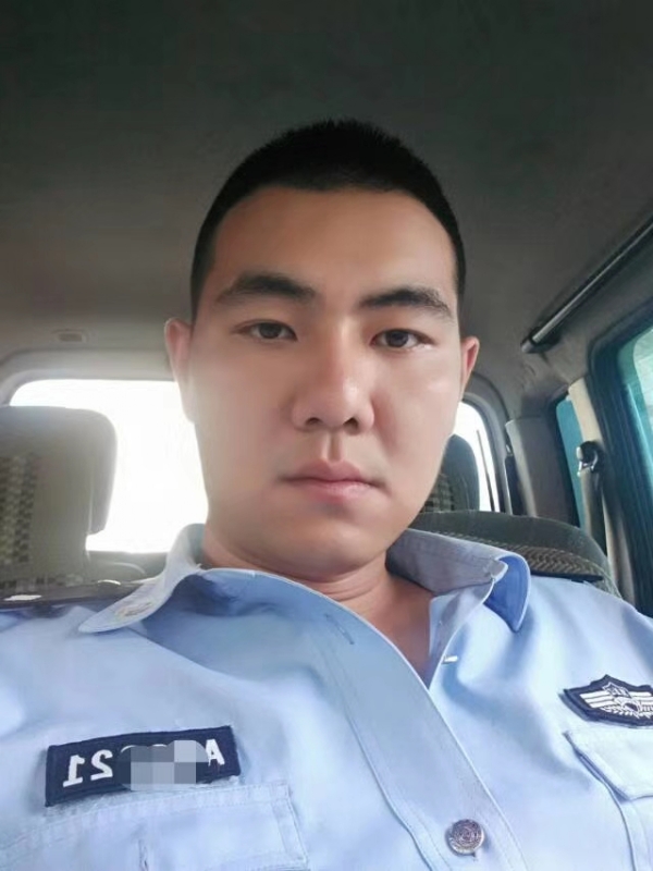 如果不爱请别伤害的第一张照片--荆州相亲服务中心