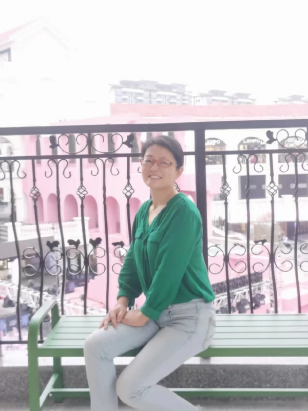 丽华的第六张照片--荆州相亲服务中心