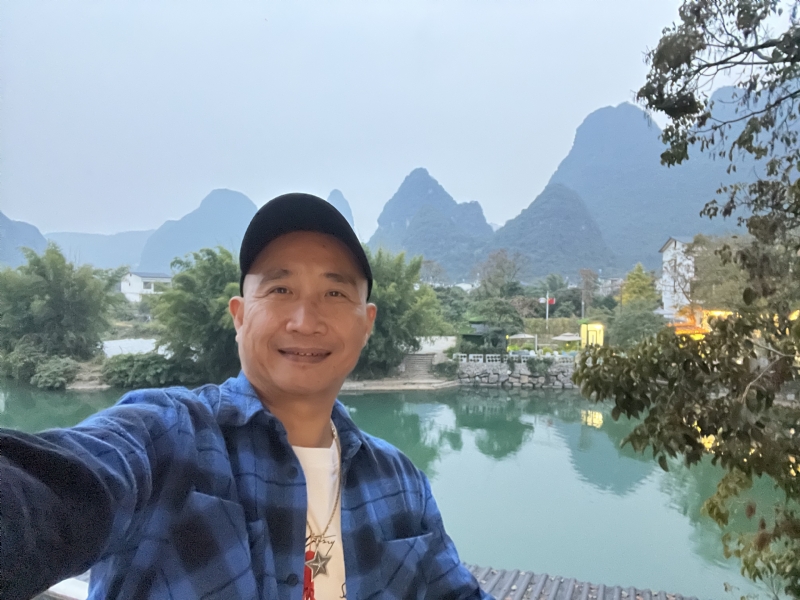 民叔叔的第一张照片--荆州相亲服务中心