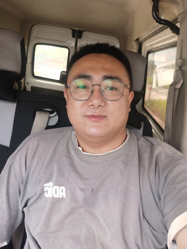 奇卡的第二张照片--荆州相亲服务中心
