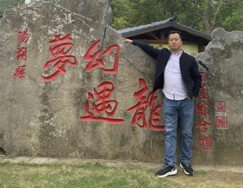 快乐每一天的第一张照片--荆州相亲服务中心