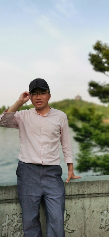 大叔有点忙的第三张照片--荆州相亲服务中心