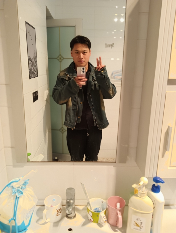 自律的MAN的第一张照片--荆州相亲服务中心