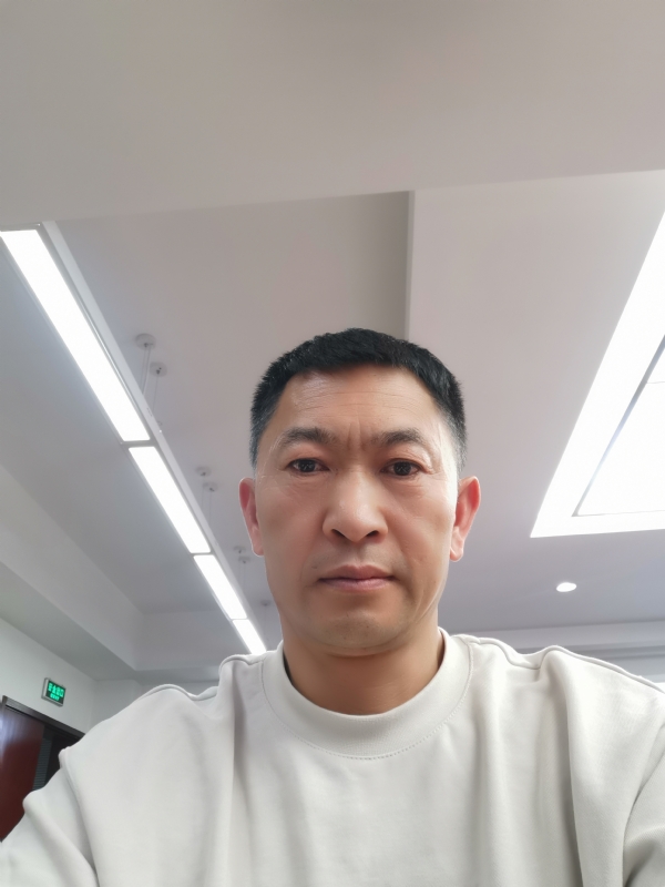 知足常乐的第一张照片--荆州相亲服务中心