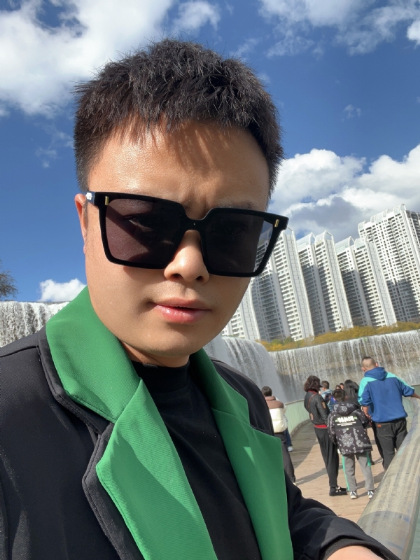 子阳的第一张照片--荆州相亲服务中心