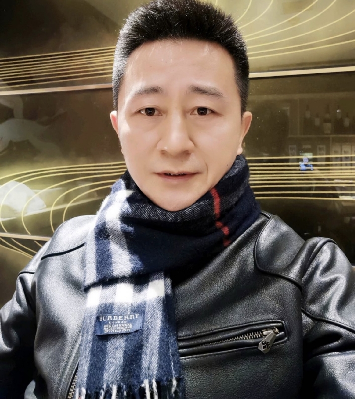 情到深处的第一张照片--荆州相亲服务中心