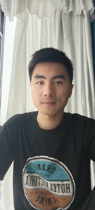 叶秋的第二张照片--荆州相亲服务中心