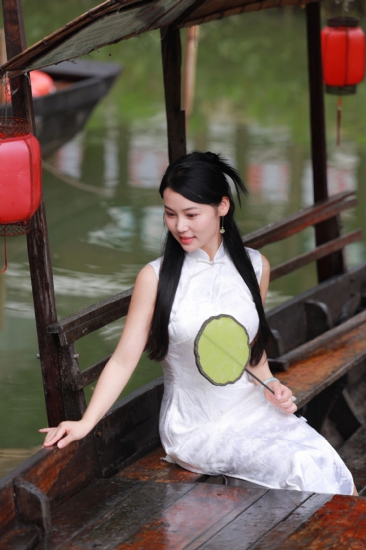 小慧的第二张照片--荆州相亲服务中心