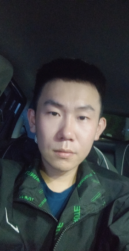 想结婚的小李的第一张照片--荆州相亲服务中心