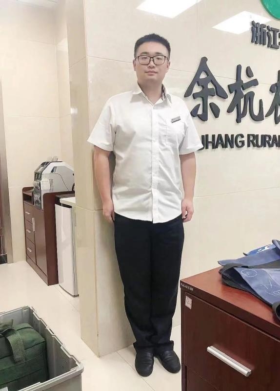 君临天下的第二张照片--荆州相亲服务中心
