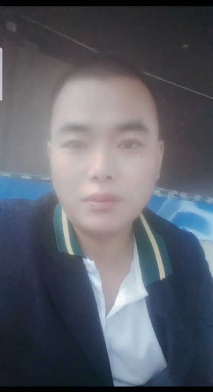 阳光男孩的第一张照片--荆州相亲服务中心