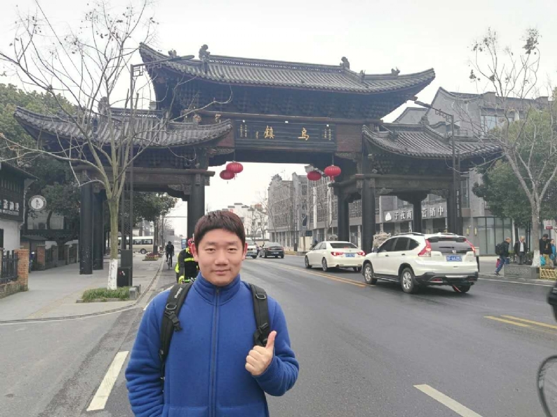秋风秋雨的第一张照片--荆州相亲服务中心