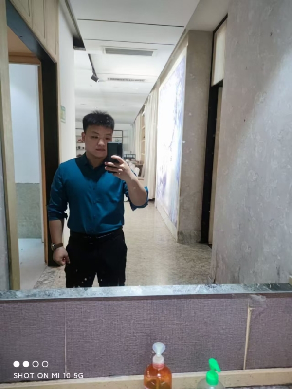JCY的第二张照片--荆州相亲服务中心