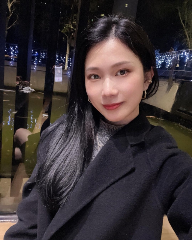 欣欣向荣的第一张照片--荆州相亲服务中心