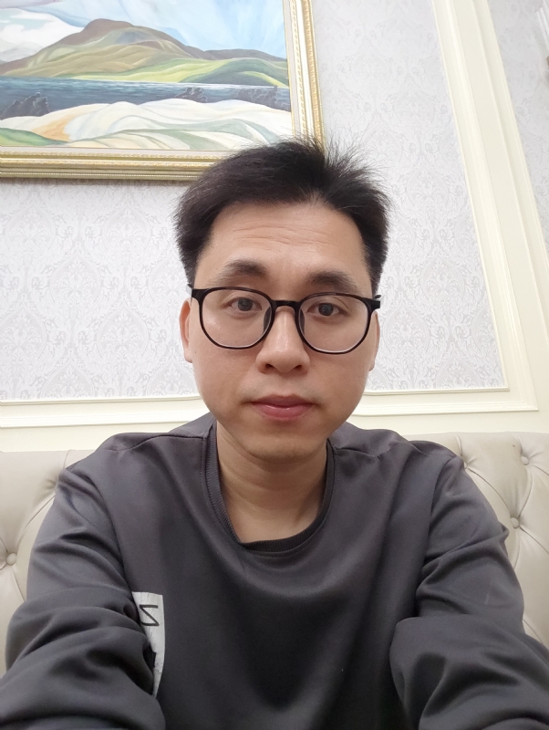 共享夕阳的第一张照片--荆州相亲服务中心