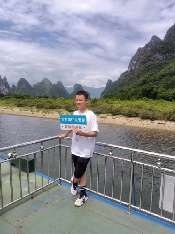 决胜时刻的第一张照片--荆州相亲服务中心