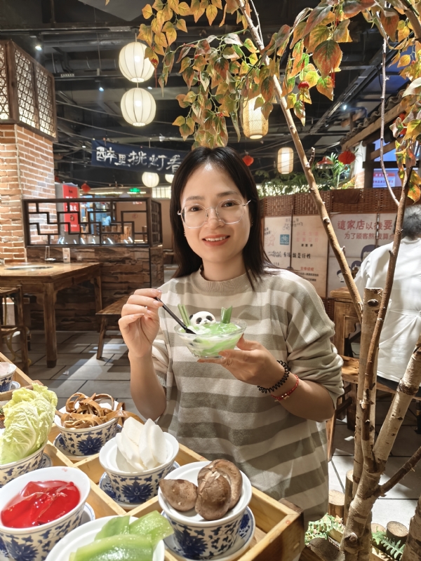 初秋的第二张照片--荆州相亲服务中心