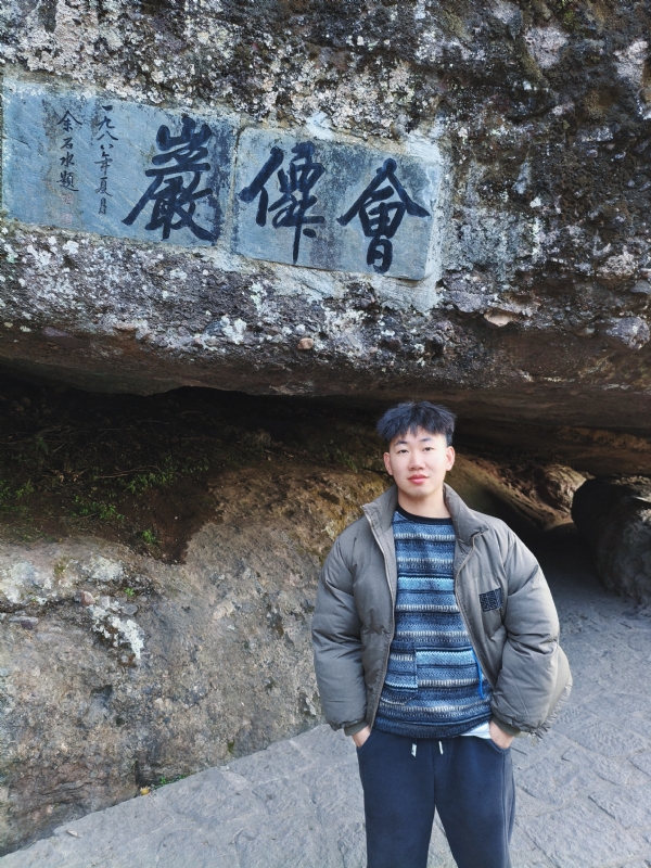 帅邓拖网速的第二张照片--荆州相亲服务中心