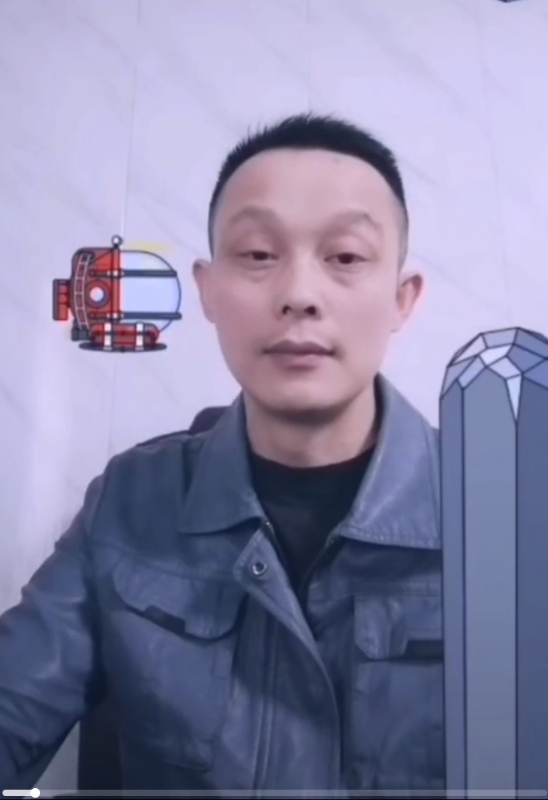 易进的第三张照片--荆州相亲服务中心