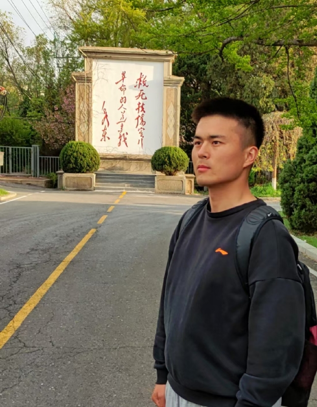 潮生的第二张照片--荆州相亲服务中心