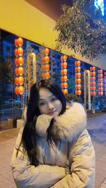 伊伊的第二张照片--荆州相亲服务中心