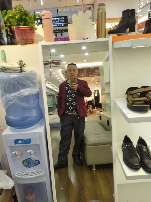 真诚征婚的第四张照片--荆州相亲服务中心