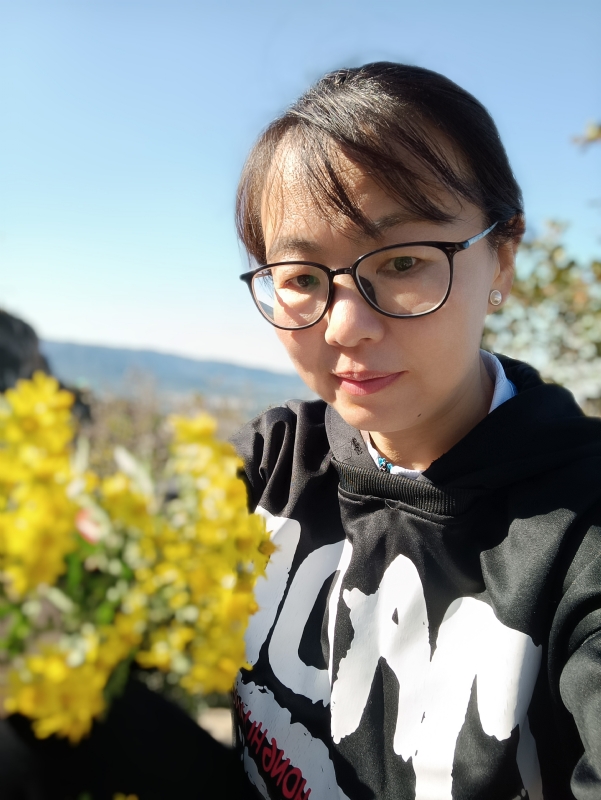 丽丽的第一张照片--荆州相亲服务中心