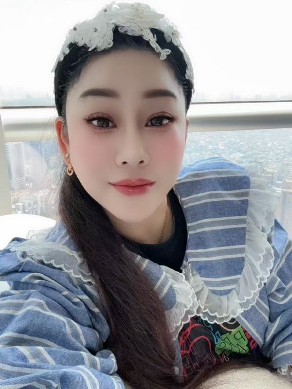 萱草沐晴的第一张照片--荆州相亲服务中心