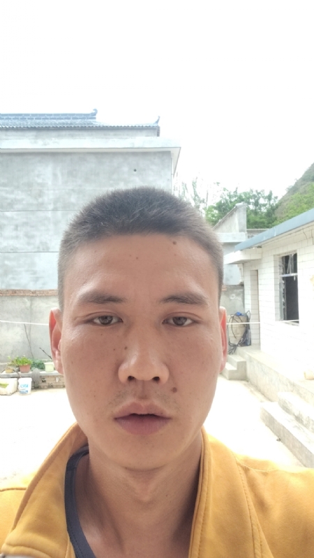 简单点的第一张照片--荆州相亲服务中心