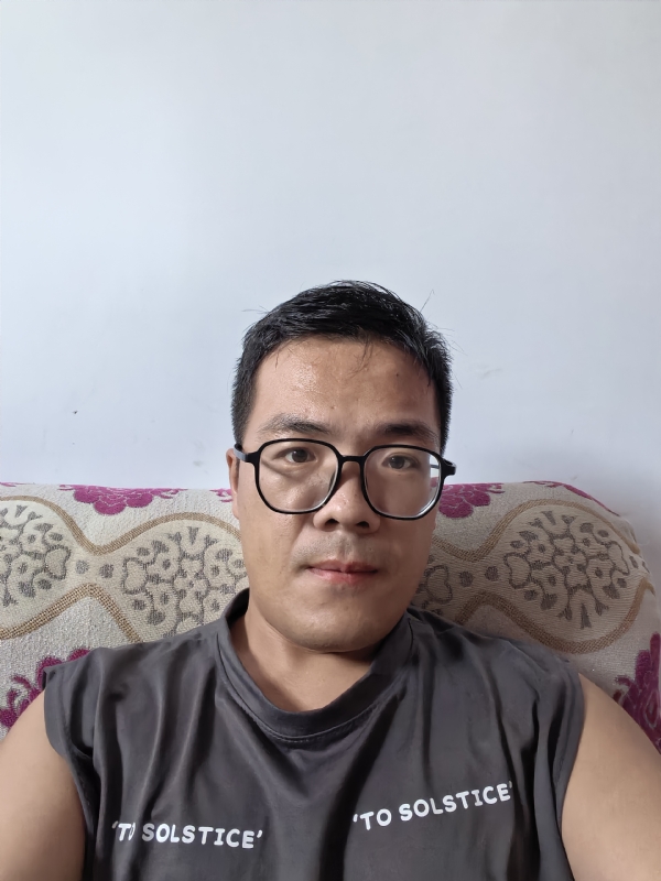卫TF的第四张照片--荆州相亲服务中心
