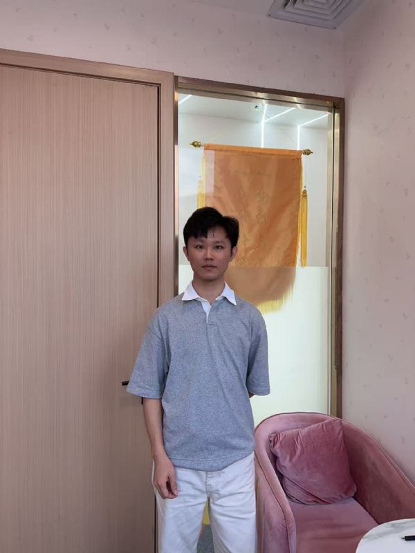 小叶子的第一张照片--荆州相亲服务中心