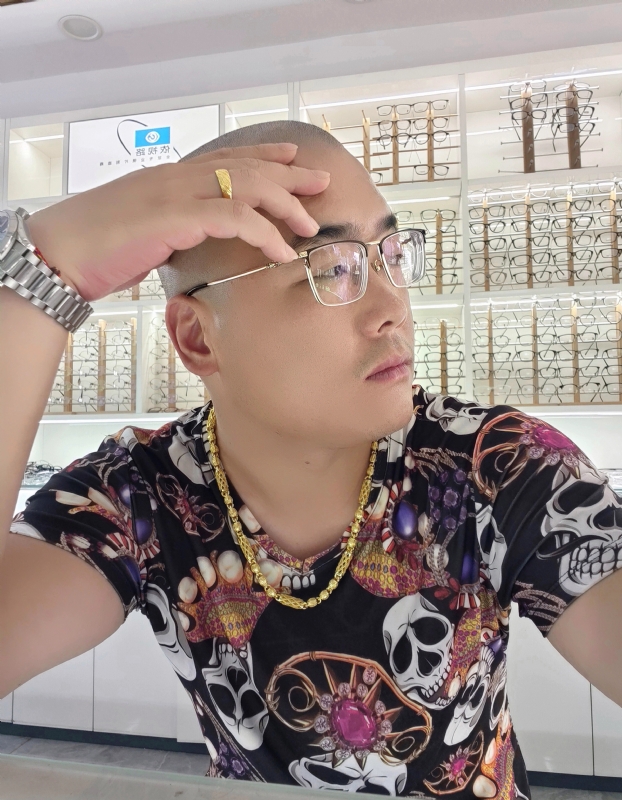 一生诺言的第一张照片--荆州相亲服务中心